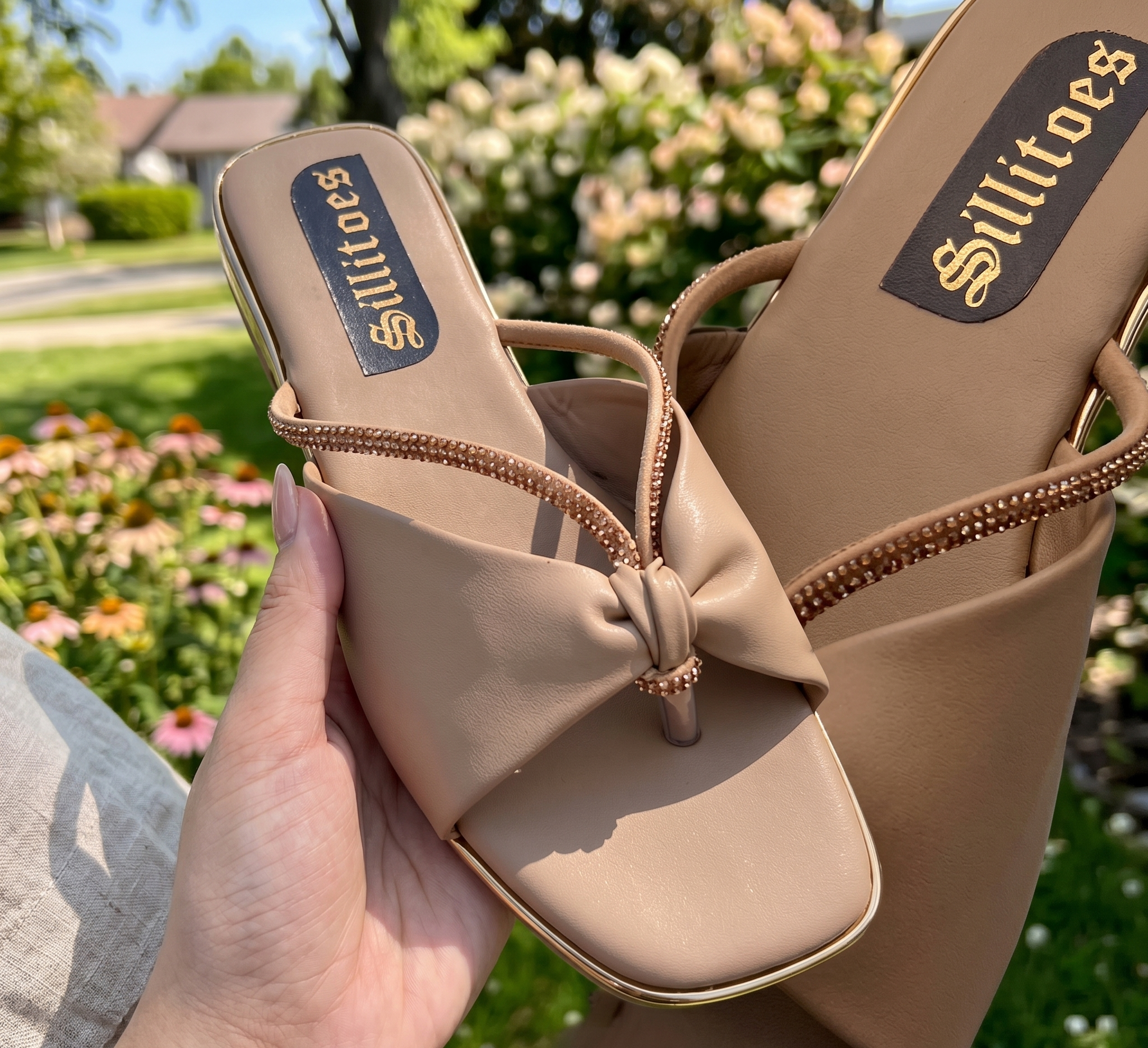 Women Beige Knotted T-Strap Square-Toe Flat Sandals